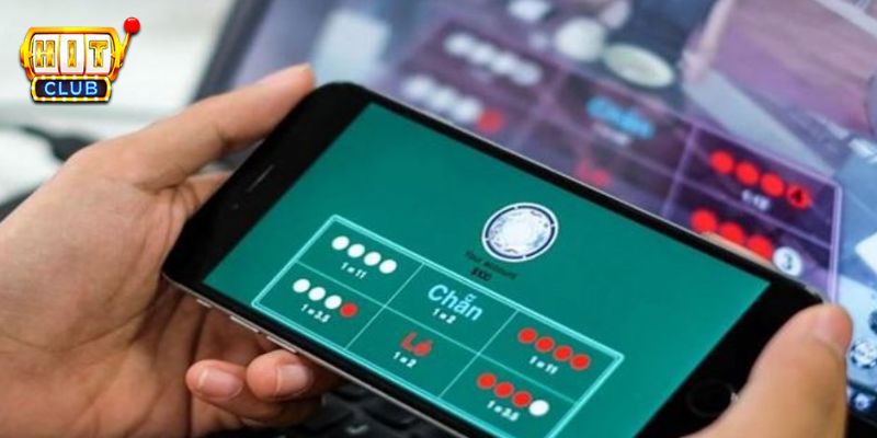 Các biểu hiện đáng ngờ khi chơi xóc đĩa